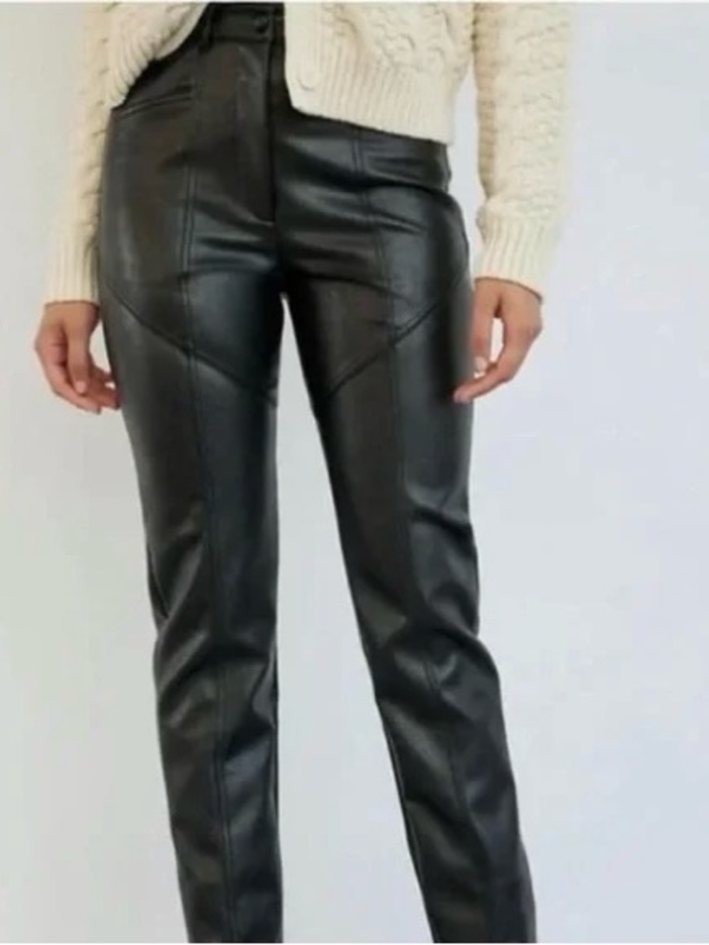 Aritzia WILFRED Faux Leather Pants Women’s Size 00